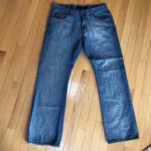 Men’s Calvin Klein 34x30 jeans. In great shape.